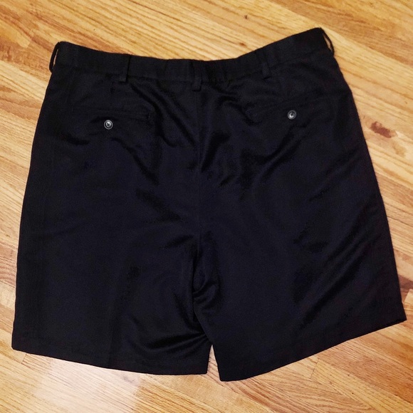 Roundtree&Yorke Shorts - Picture 4 of 5